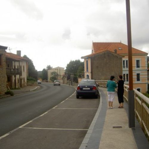 ACERAS BARRIO PUMARIN (CARAVIA)