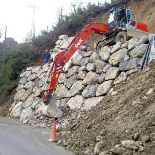 ESCOLLERA DE CONTENCION EN AMIEVA4